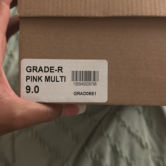 Steve Madden pink stiletto heels - Picture 4 of 4